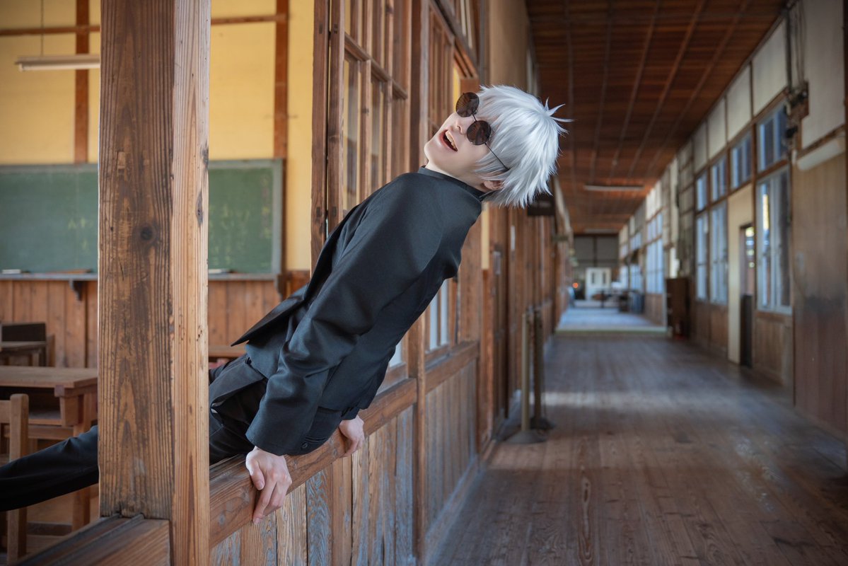 『呪術廻戦』

五条悟

誰か俺と呪術併せしませんかー