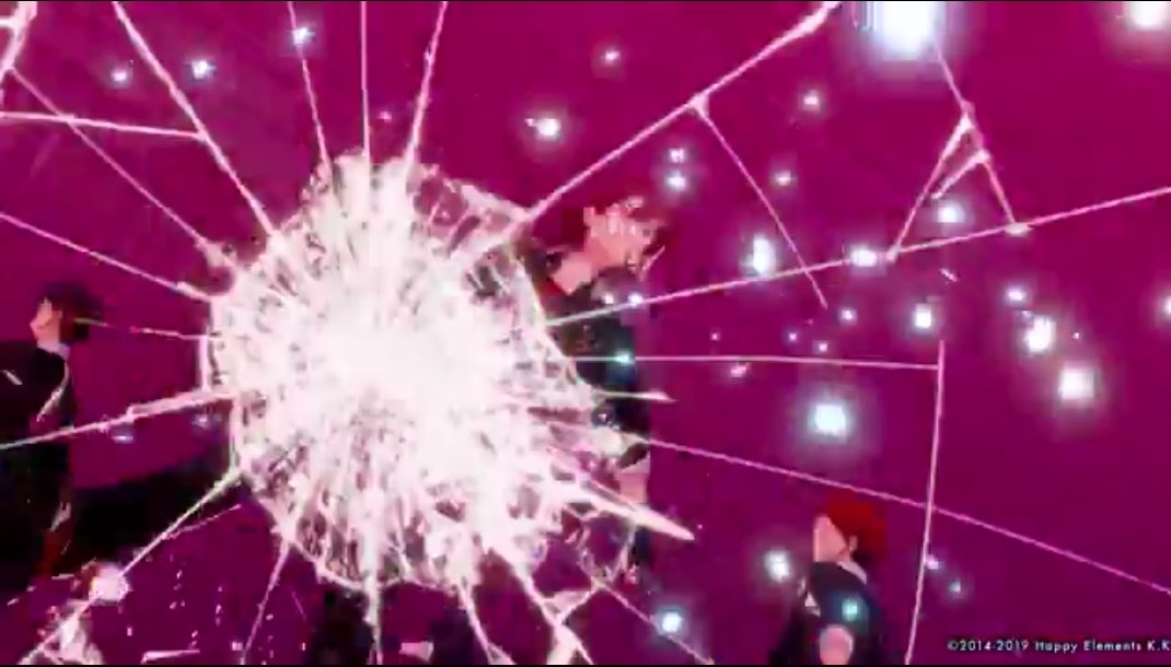 画面割れた‼️‼️‼️