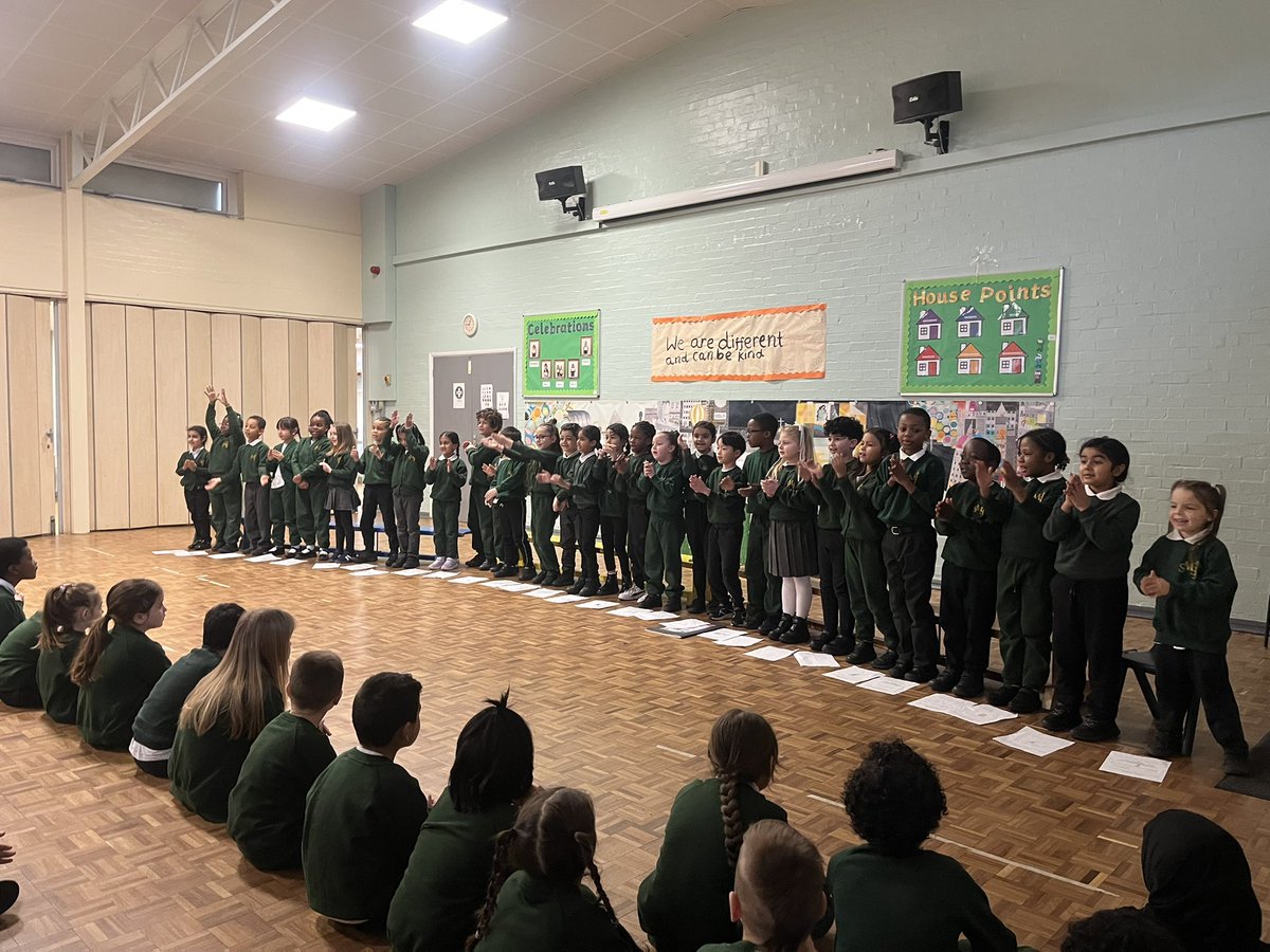SMSJ_London's tweet photo. 2 Wisdom amazed us yesterday with their Collective Worship all about Martin Luther King. They shared their hopes and dreams for the future!🌟 https://t.co/Rdvr10T4vB