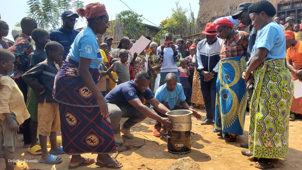 DelAgua_Rwanda's tweet image. In 2025, our #TubehoNeza programme distributed 3,510 stoves across 2 islands: Nkombo &amp;amp; Ishywa in @RusiziDistrict.
This is how the #LiveWell programme ensures #improvedcookstoves reach all eligible households delagua.org/delaguas-last-…