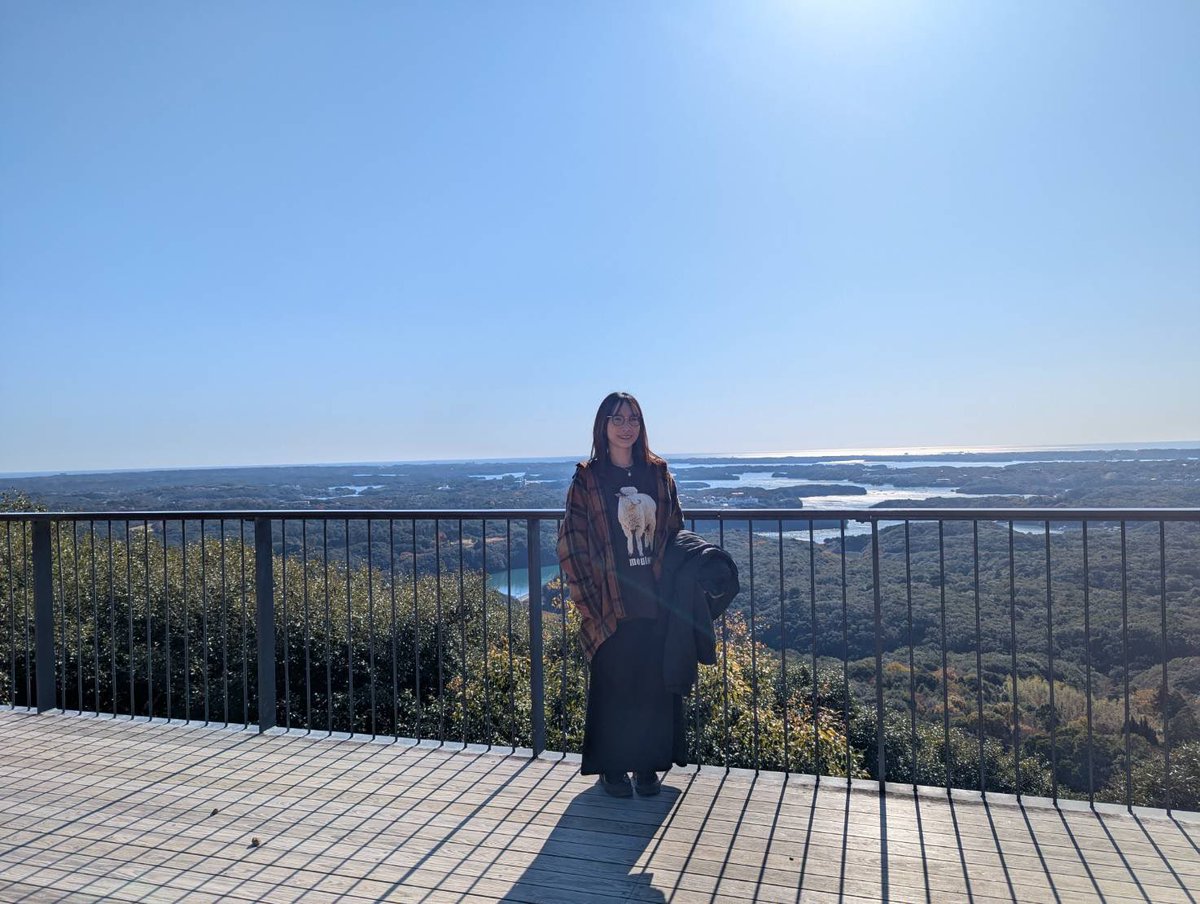 RYOBOOKMARK's tweet photo. 待ってくれ。
私って2025年Xで何も投稿してなかったの...？なんてこっちゃ...

あけおめです。(今さら)
今年の抱負は特にないですが、日々で色んな目標を見つけつつ、2026年も楽しく生きたいです。

めっちゃ寒いけどみんな元気ですかー！ https://t.co/tITQF0B29U