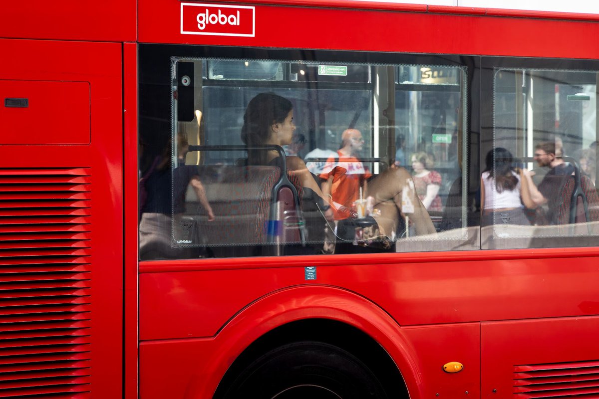 LonTravelWatch's tweet image. There are a range of interventions that improve bus journey times and make buses more efficient as they travel around the capital. 

But do you know what all the different interventions mean? This quick article should help it all make sense…

londontravelwatch.org.uk/news/what-make…

#CTBM…