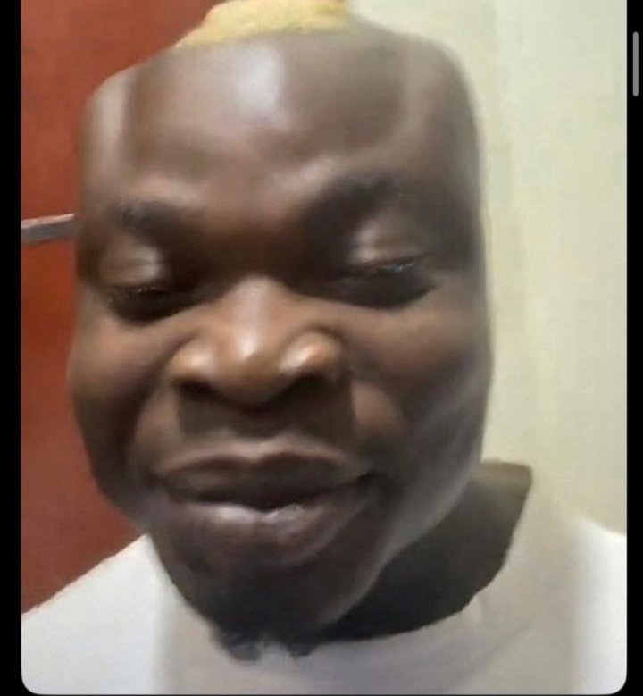 SMakinens82237's tweet image. Engage me nau 
Is it because I don't have blue tick