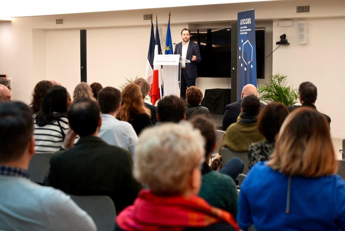 #voeux2026 | Victor Vidilles, DGA de la <a href="/mutuelleMNT/">MNT</a>, ouvre notre cérémonie des vœux en saluant la qualité du travail mené avec l'<a href="/unccas/">Unccas. Les élus locaux au service des solidarités</a>, portée par un véritable projet politique, aux côtés des élus.
<a href="/luccarvounas/">Luc Carvounas</a>