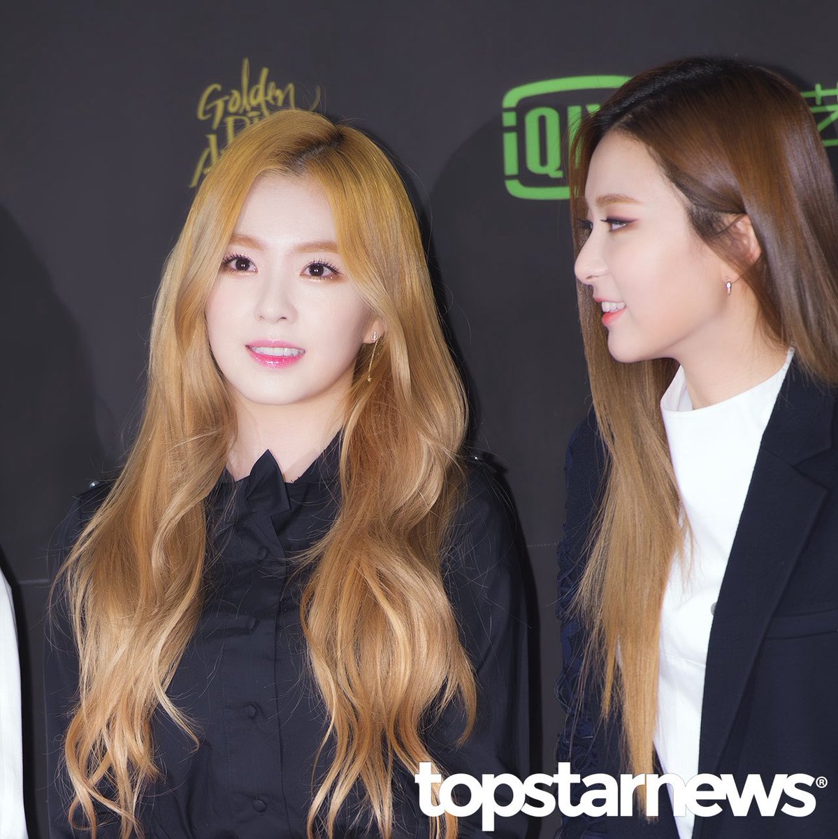 DayNight_dns's tweet image. แล้วแคปชั่น tsn ซึลรีน

”ถึงจะอยู่ข้างๆกัน แต่ก็ยังอยากมองใบหน้านั้นให้ใกล้กว่านี้ “

หวานจ๊นนน🥴🫣