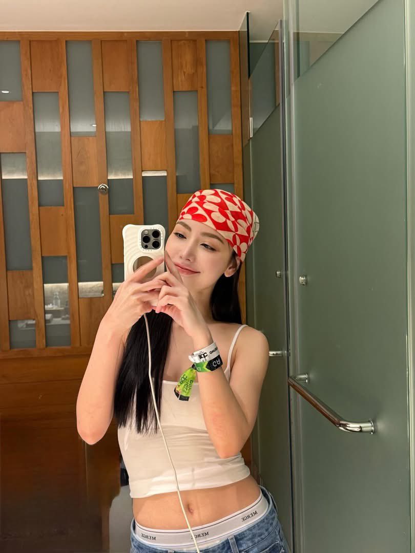 BabeMeen's tweet image. [Meena IG] คนสวยของแม่แม่ กลับมาจาก vacation แล้ว 😍

#มีนาริณา #มีนเบ้บ