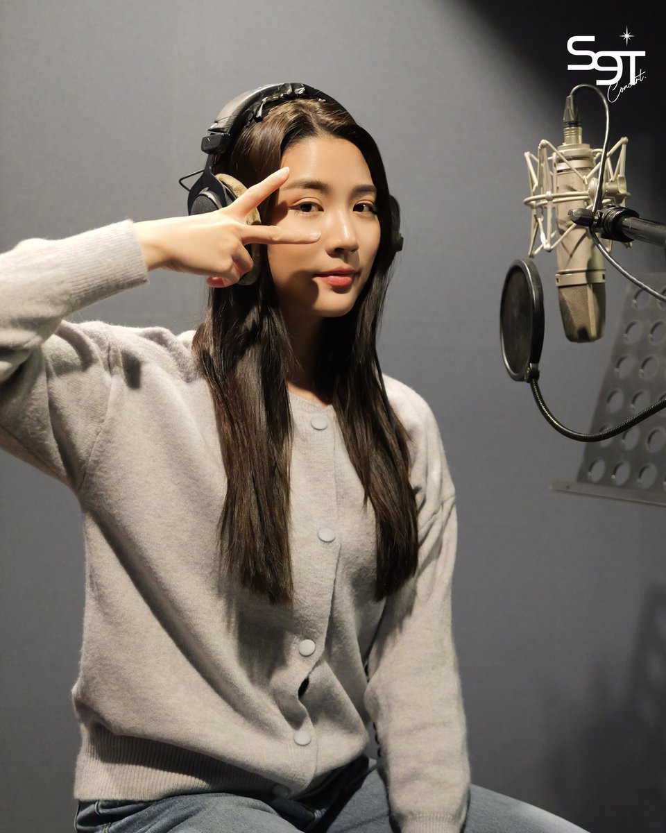 S9TConcert's tweet image. วันนี้จินนี่เจน่ามาพร้อมเพลงแซ่บ ๆ ที่พร้อมทำให้อัลกี้หัวใจเต้นแรงทุกจังหวะ 🔥✨

ถ้าไม่อยากพลาดเพลงร้อนแรงจากจินนี่เจน่า 14 กุมภาพันธ์นี้ ต้องมาเจอกันให้ได้ 💌🫧💖 เตรียมรับความแซ่บให้ถึงใจกันเลย 💜💛

🎟 ซื้อบัตรได้แล้วตอนนี้ 👉🏻 bit.ly/GinnyJaynaH2H

˚ ༘♡ ⋆｡˚ 💜 ˚ ༘♡…