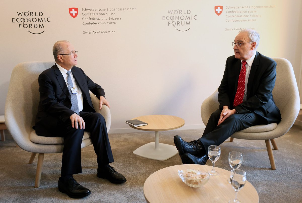 Mustafa elogiou o apoio contínuo da Suíça à Palestina e sublinhou a importância do papel do país na protecção dos civis, na garantia do respeito pelo direito internacional humanitário e no apoio aos esforços internacionais para alcançar uma paz justa e duradoura