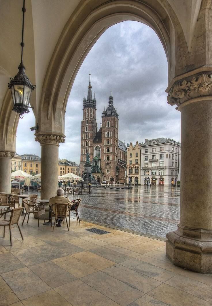 MozartCultures's tweet image. krakow architecture, poland