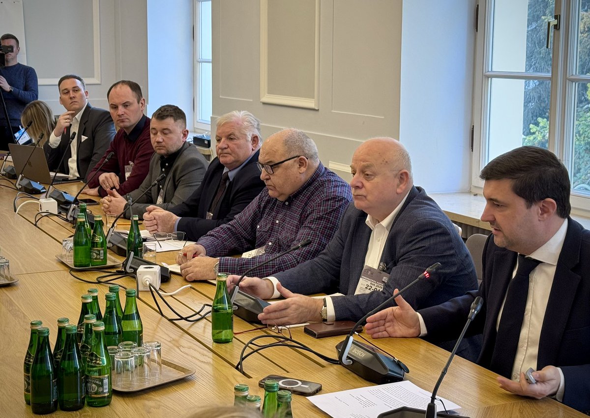 Proste Podatki tweet media