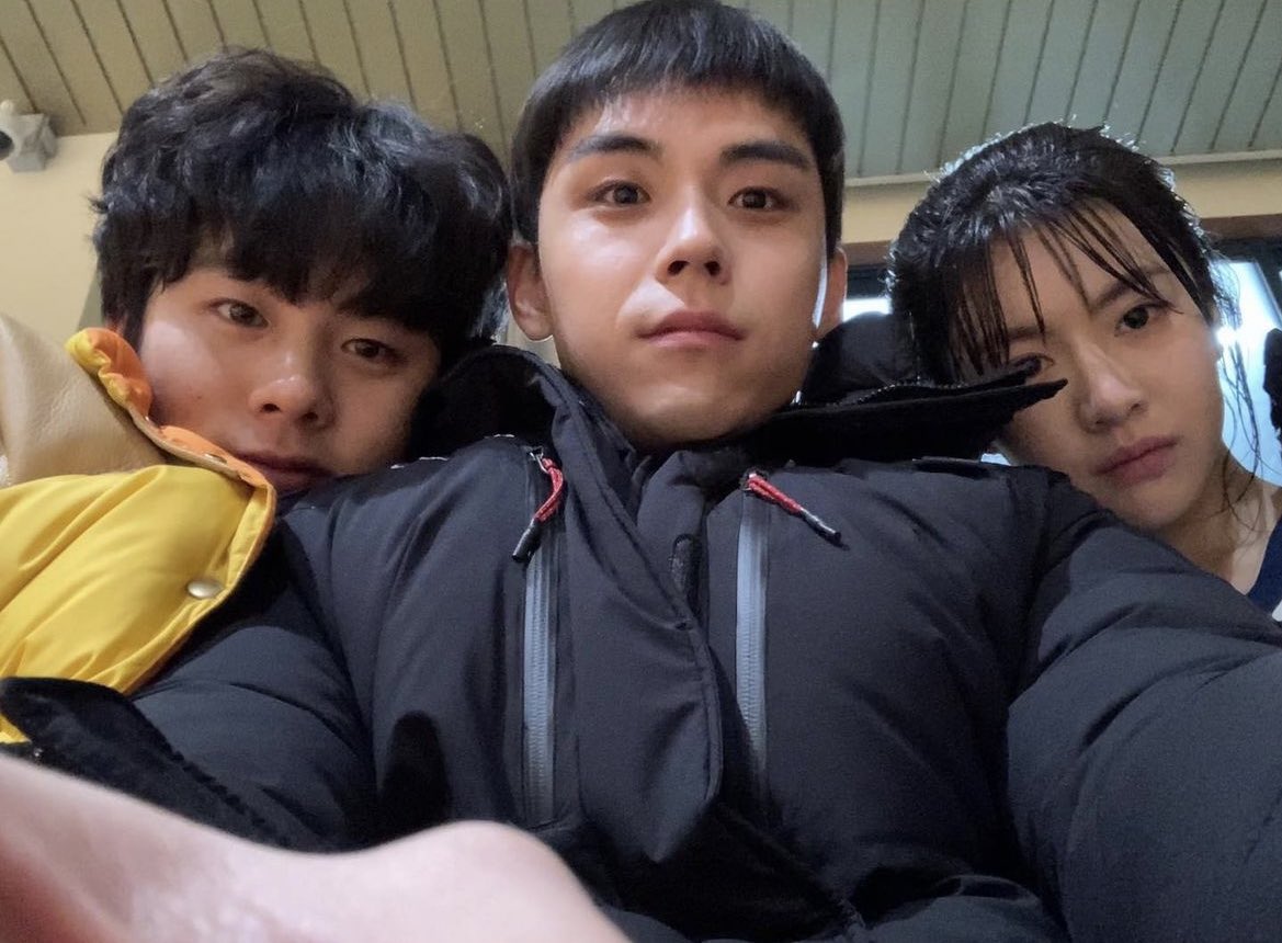 ladywitchx's tweet image. จะไม่ได้เห็นแก๊งนี้บนหน้าจอแล้วหรอ ชั้นเส้า เขียนบทบงซอกให้หายตัวไปยังดีกว่า😭