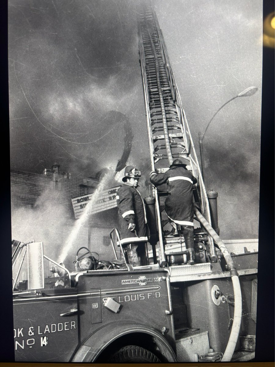 STLFireDept's tweet image. Today the 🔍 #CuratorsCorner looks back at a major St. Louis #fire that unfolded under extreme winter conditions.

On January 31, 1977, at approximately 2:00 p.m., with temperatures below freezing, a fire broke out at 3663 Gravois Avenue, home to the Dubowl Bowling Alley and…