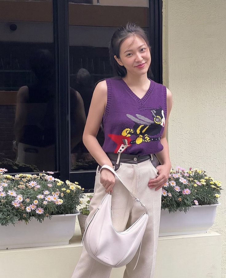 yerimiesem's tweet image. fletcher.⠀ onli! nyang minat main sama eonni besok jam 19.99 coba pap pakai outfit ungunya?!&amp;gt;____&amp;lt; kalau egk ada ungu, bole outfit colorful🫰🏻