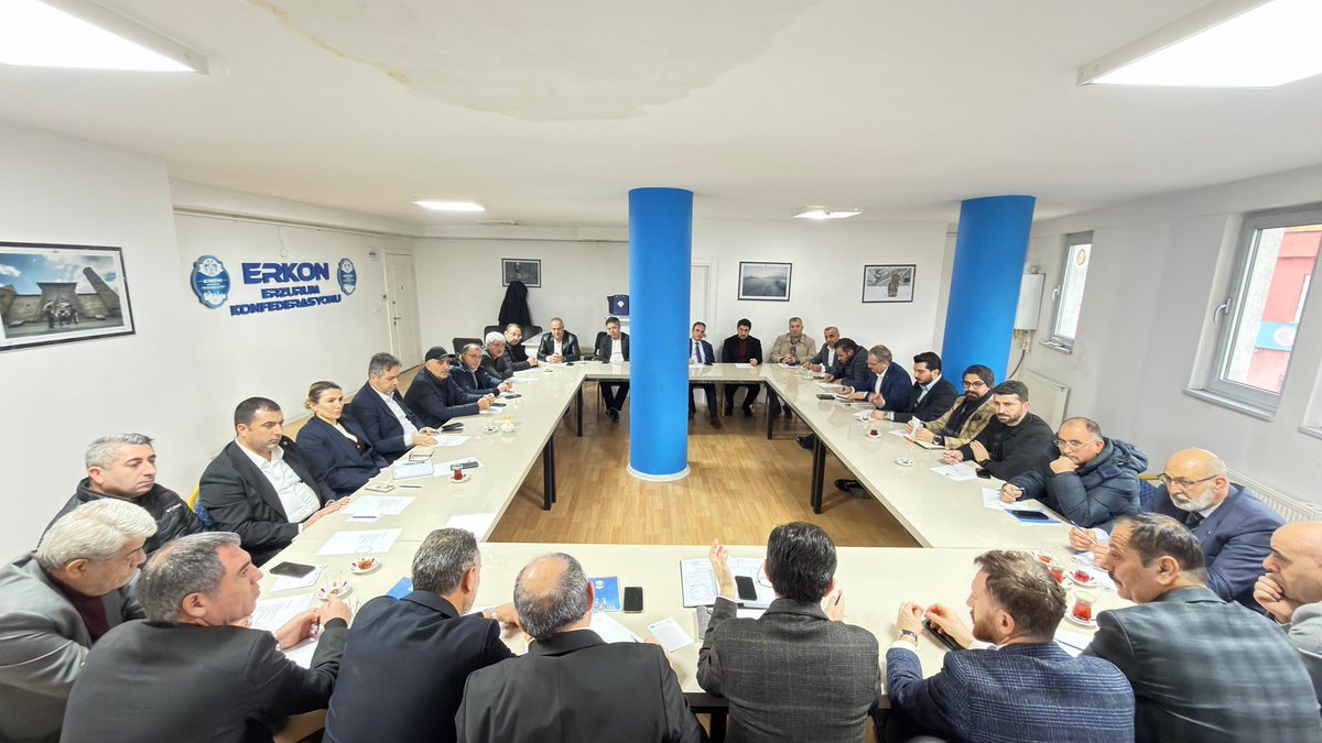 OsmanToraman's tweet image. Erzurum Konfederasyonu - ERKON - olarak yeni yönetim kurulu ile ilk toplantımızı Genel Başkan Murat Şahsuvaroğlu başkanlığında genel merkezimizde gerçekleştirdik.
#BizBirlikteGüçlüyüz
#ERDEFTV
#İlkemizBenDeğilBiz
#dadaş
#erkon