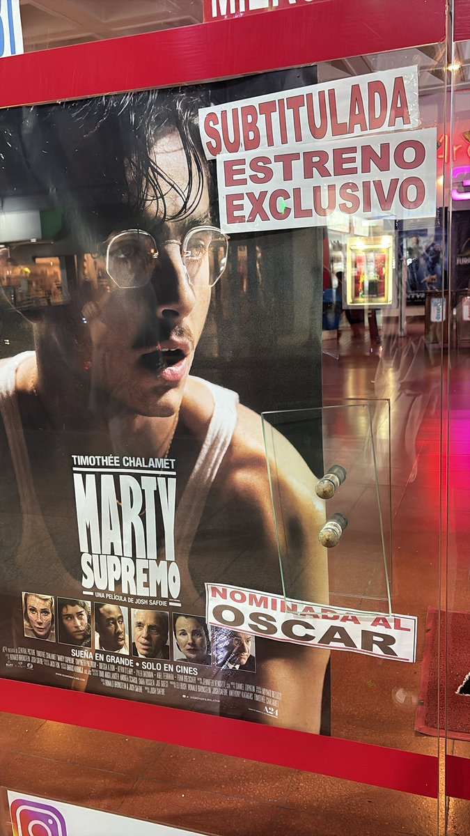 damisanta's tweet image. Tuvimos la primicia en el cine de San Bernardo