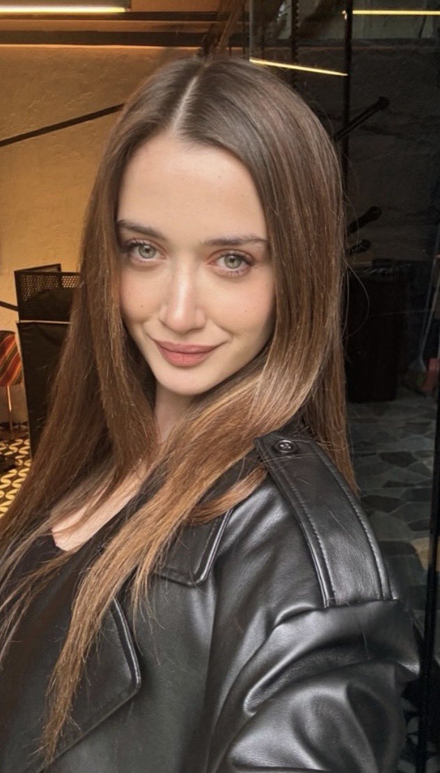 farzanax__'s tweet image. MY GORGEOUS GIRLFRIEND.