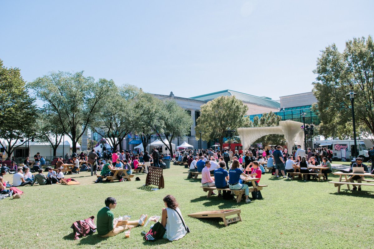 pendo.io tweet media