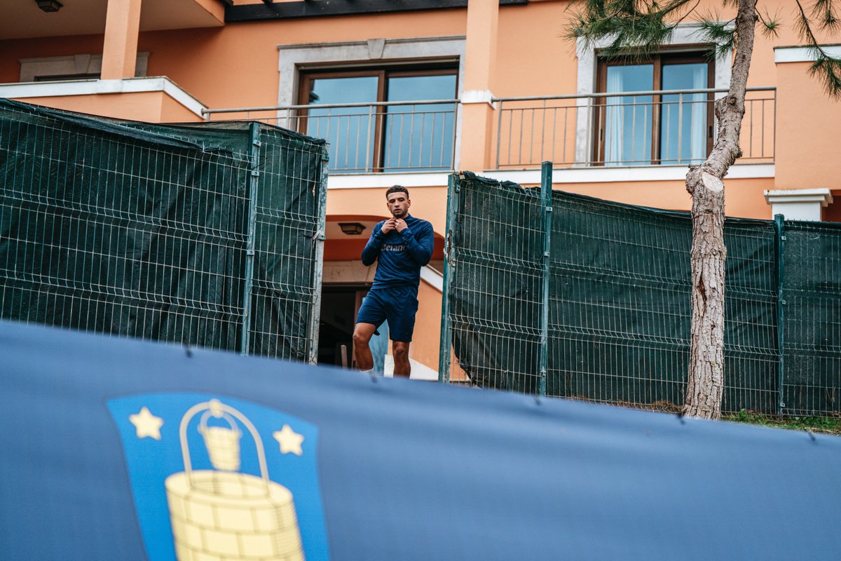 BrondbyIF's tweet image. Godfrey er landet i Portugal 👏🇵🇹