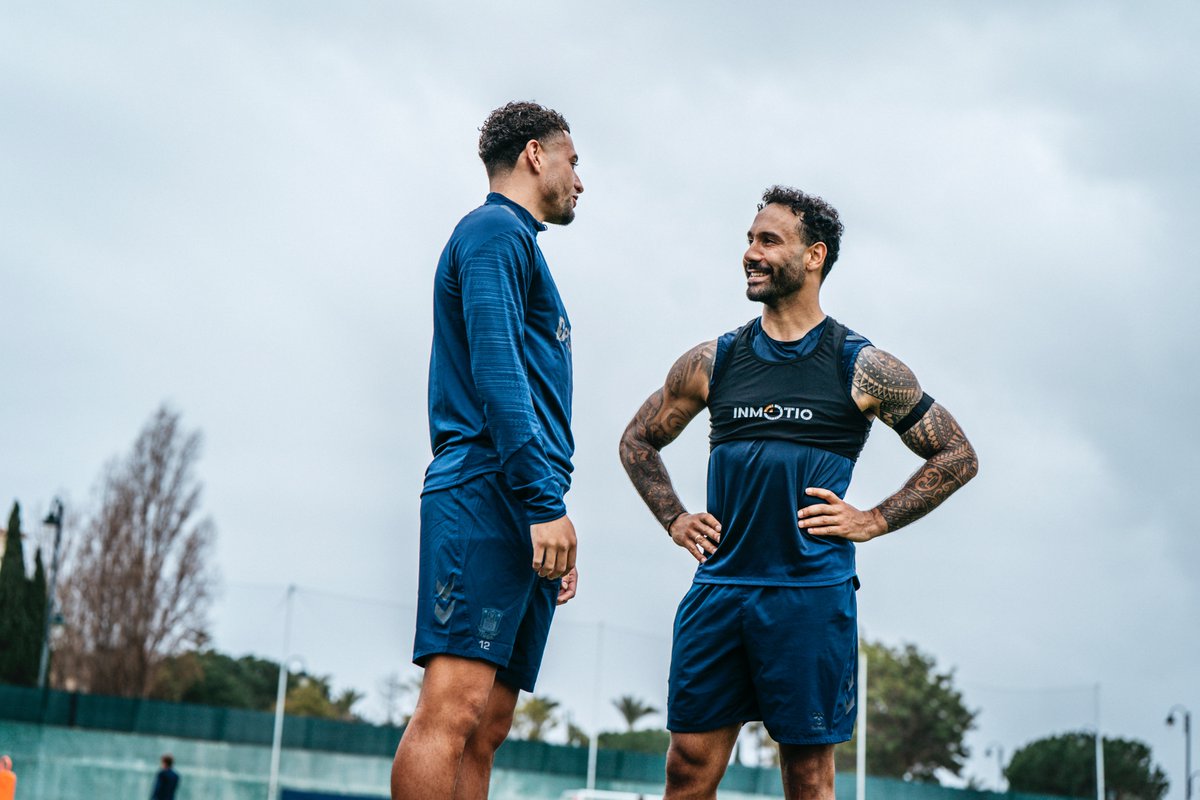 BrondbyIF's tweet image. Godfrey er landet i Portugal 👏🇵🇹