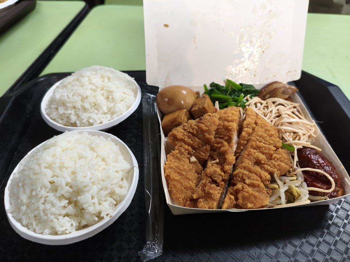 Will_is_at_sea's tweet image. 今天的順興發自助餐也是很神

這樣100，吃的飽飽飽