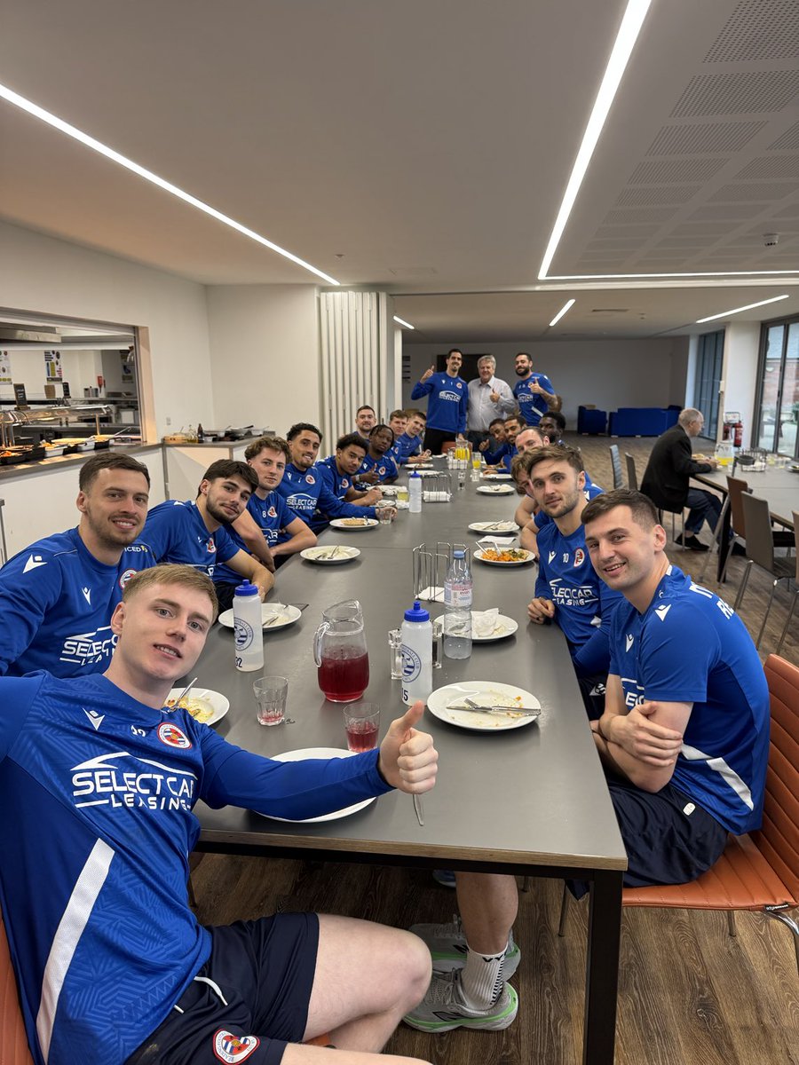 ToddTrosclair's tweet photo. Really enjoyed being with boys today. They are excited and ready for Saturday. They can use all of our support! Up the Ding! ⁦@ReadingFC⁩ https://t.co/vAgdTCZadU