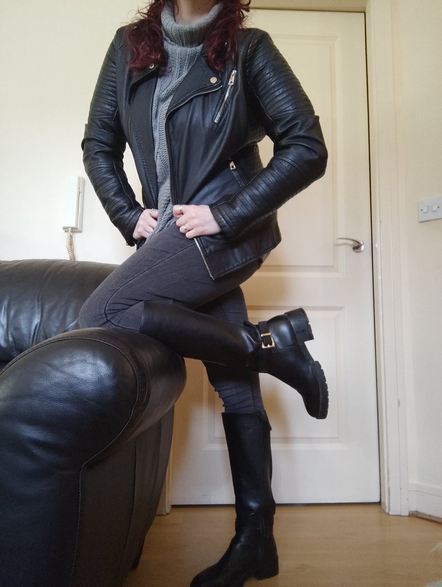 goddess_abbi's tweet image. I want a new pair of riding style boots