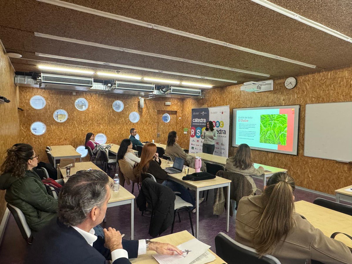 Cátedra RSC tweet media