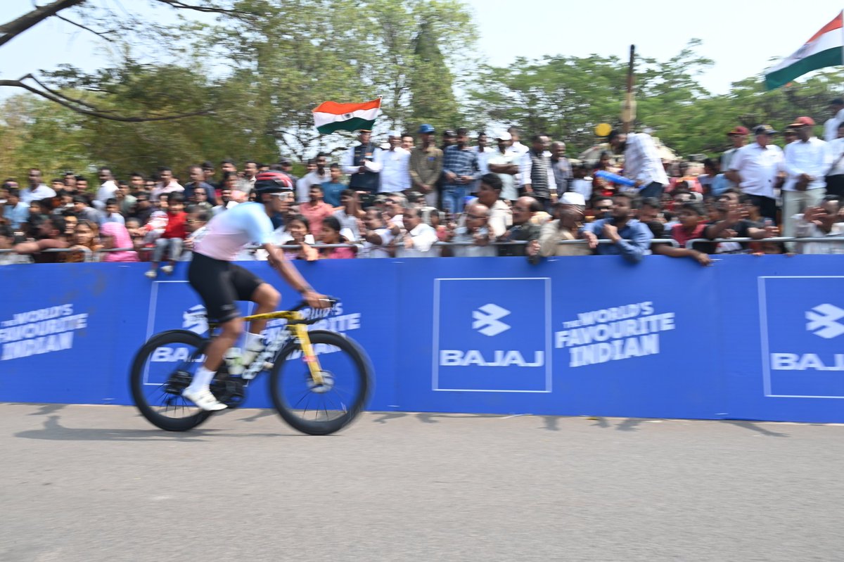 ClickChandu5's tweet photo. Pune grand tour saswad  to Baramati https://t.co/Xh5Xeek8tM