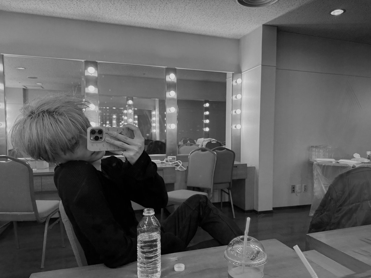 syntaxmanx's tweet image. lee sangwon out, lee cuntwon in