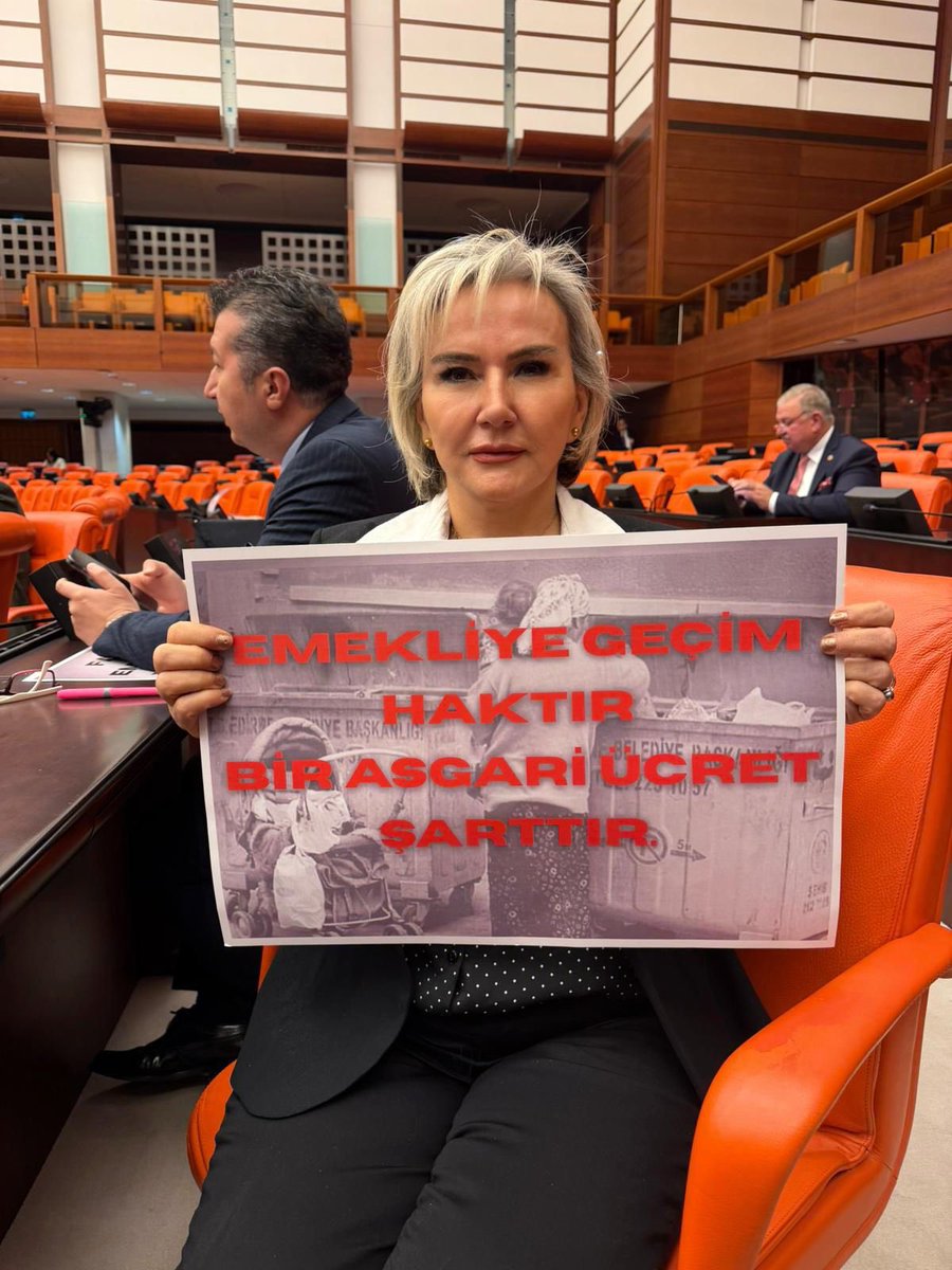 Emekliye geçim haktır. Bir asgari ücret şarttır‼️