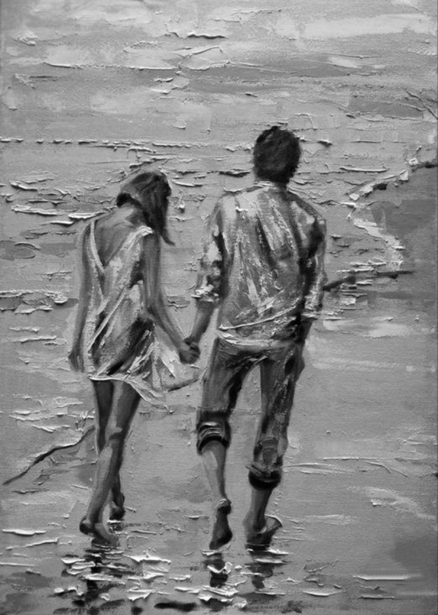 ماذا لو أن هنالك شخصًا يعرف عيوبك ويختارك وتجذبه بالمقابل مزاياك ؛ تغضبه تارة وتحتويه تارة اخرى ؛ ومع ذلك يختارك ؛ شخص يختارك كل يوم كأنما خلت الأرض إلا منك!