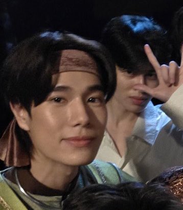 ppnarabbit's tweet image. “kita hampir tiap hari ketemu karena kerjaan.”

pond naravit pas gaada kerjaan: