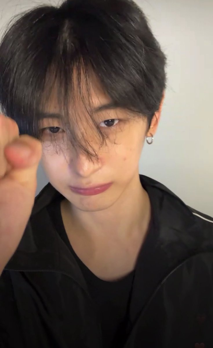 jwmelon_'s tweet photo. 毎日投稿してくれるしラバンも練習合間にしてくれててメンタル保たれてる( ；꒳​；  )♡♡
じゅのんさん、ペンミ、まってますよ、、！ https://t.co/3dBKshs2KB