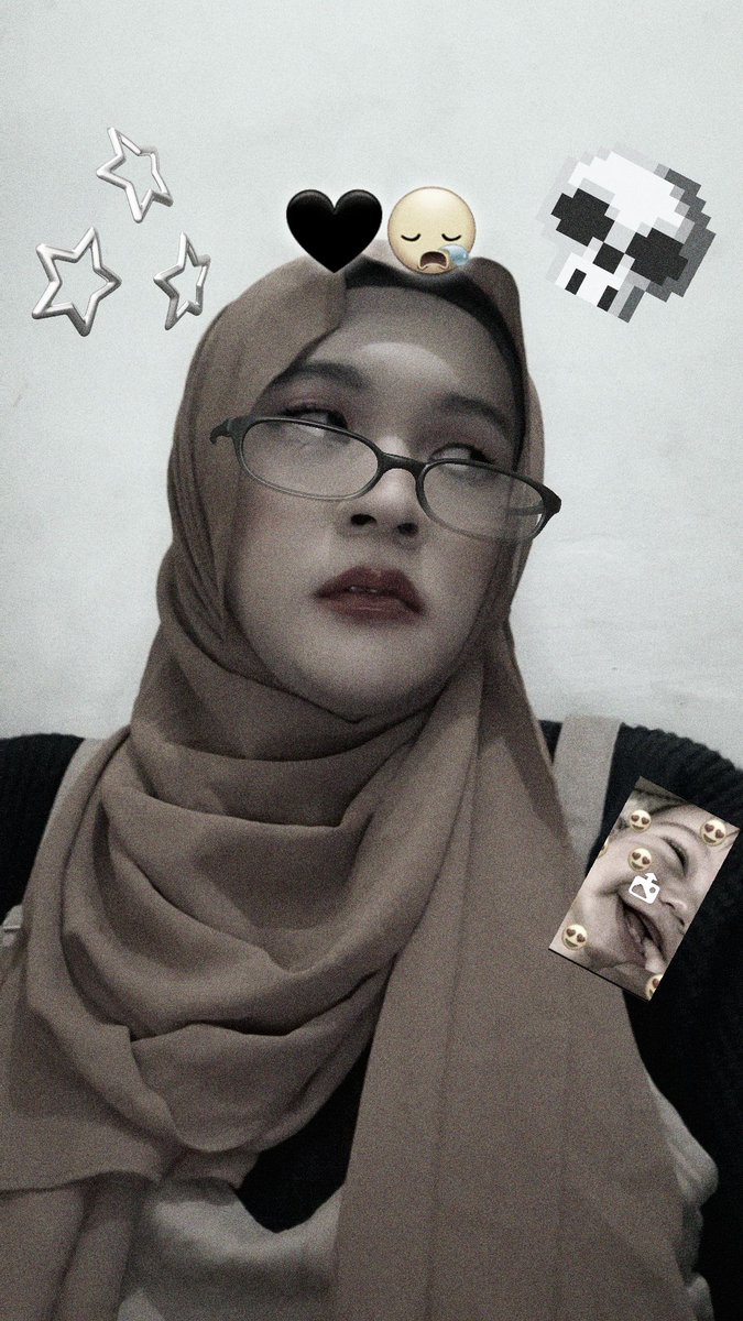 akunwialt's tweet photo. Bete2 gini enaknya nyepong gak sih? 🙄 https://t.co/qXogNrfCUo