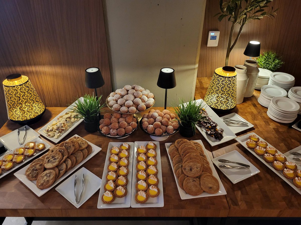 This past weekend marked the 30th Anniversary of the Canadian Tire Centre, home to the <a href="/Senators/">Ottawa Senators</a>! 🎉 Our team helped celebrate with special creations made just for the occasion. Here’s a look at some of the highlights!🥂