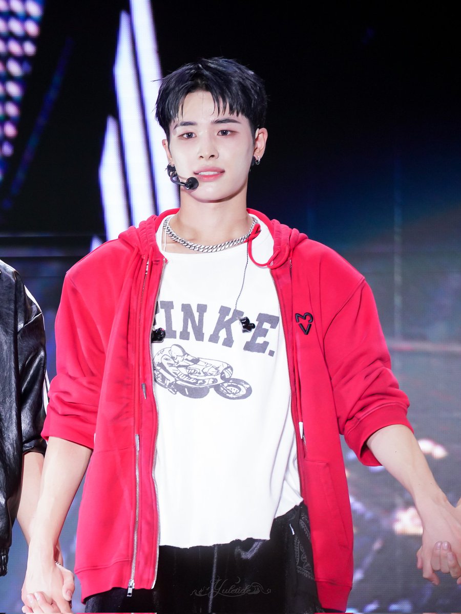 Yuletide0427's tweet image. 0123 HAPPY HARU DAY 🎉🐻‍❄️

#NEXZ #넥스지 #ネクスジ
#HARU #하루 #ハル
#Happy_HARU_Day