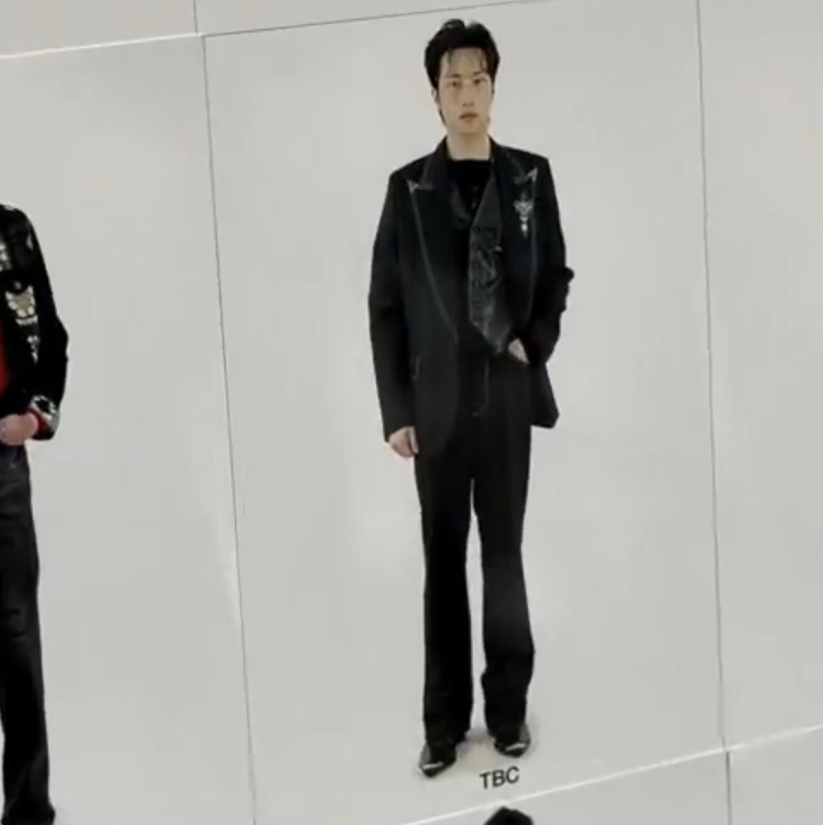 naru21dft's tweet image. โคตรอะ นางเด่นมาก ด้วยความหน้าเอเชียหน้าเก๋ แบบออร่าพุ่งมาก โคตรเท่เยย ภูมิใจมากกก ๆๆๆๆ จริง ๆๆๆ ที่ไบเบิ้ลได้มาอยู่ในจุดนี้ 😭😭🤍🤏🏻

BIBLE SHINING AT AMIRI SHOW
#AMIRIAW26xBIBLE 
#AMIRIAW26