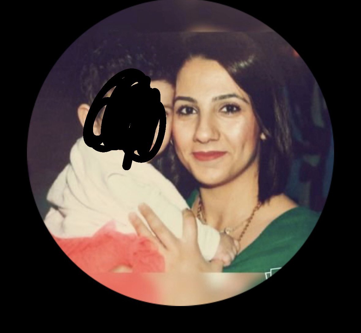 5 günlük bebeği dövüp engelli bırakan hazel dırık bağrıyanık adlı kahpe hemşirenin net fotoğrafını şöyle bir paylaşalım