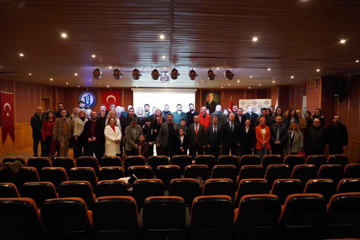 Lisansüstü Eğitim Enstitümüz tarafından, Meslek Yüksekokullarımızda görev yapan öğretim elemanlarımıza yönelik lisansüstü eğitimde entegrasyon ve istişare toplantısı gerçekleştirildi.

Toplantıda, Lisansüstü Eğitim Enstitüsü Müdürümüz Prof. Dr. Zafer Ceylan tarafından lisansüstü