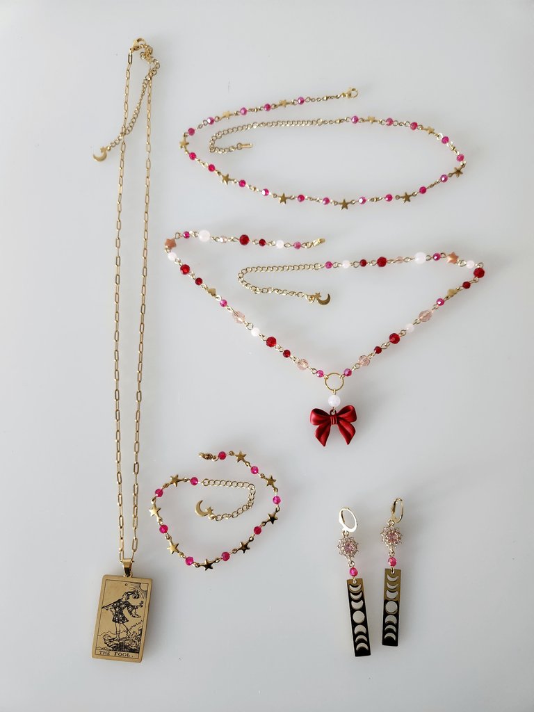 soupsizedocean's tweet image. femc themed jewellery set