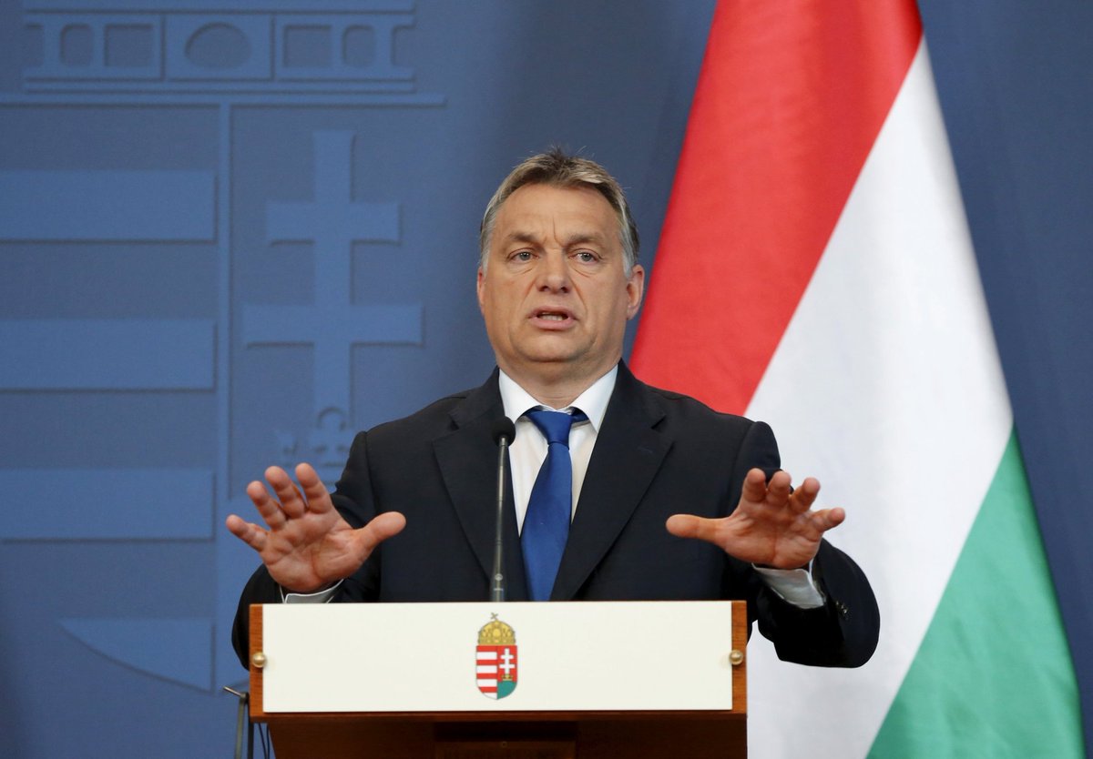 jon_delorraine's tweet image. 🔴🇭🇺 FLASH - Viktor Orban vient de répondre à Zelensky : 

"Cher Président Zelensky,

Il me semble que nous ne parviendrons pas à un accord. Je suis un homme libre qui sert le peuple hongrois. Vous êtes un homme dans une situation désespérée qui, depuis maintenant quatre ans, n’a…