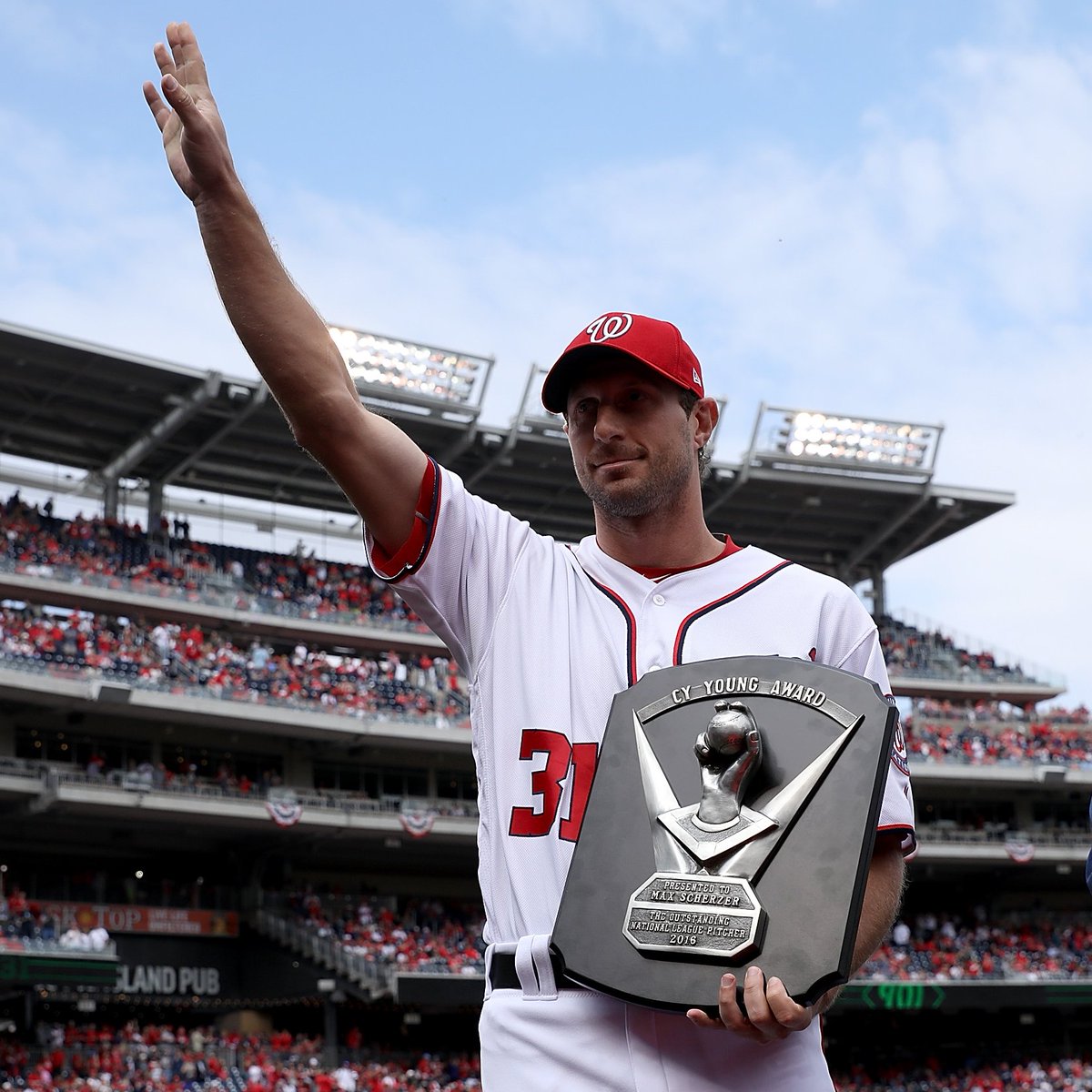 Max Scherzer won the first of back-to-back NL Cy Youngs!
He’s one of seven pitchers in MLB history to win Cy Young in both the AL and NL.