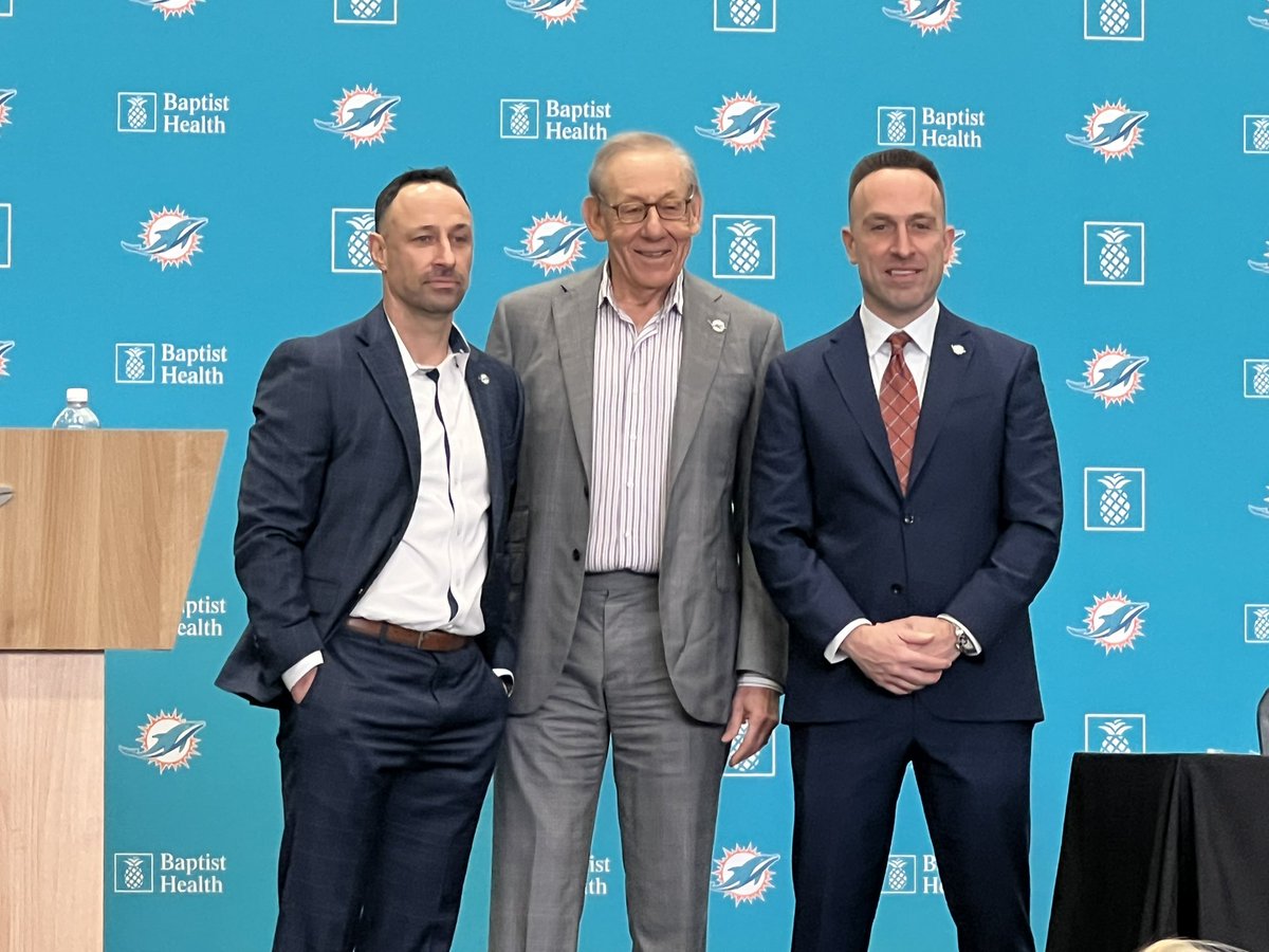 TheMozKnowz's tweet image. First look at the new Dolphins brass  #PhinsUp  #nfl