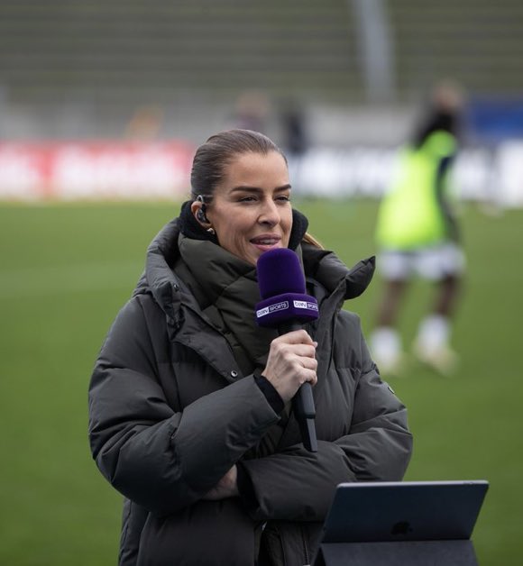 Mbappsta10's tweet image. « J'hésite à vous dire félicitations. »

« Vous vous êtes arrangés avec Brahim Diaz pour le penalty ?

« Le football pleure avec Hakimi aujourd’hui »

Ptdr bon ma gueule tu ne va manquer à personne