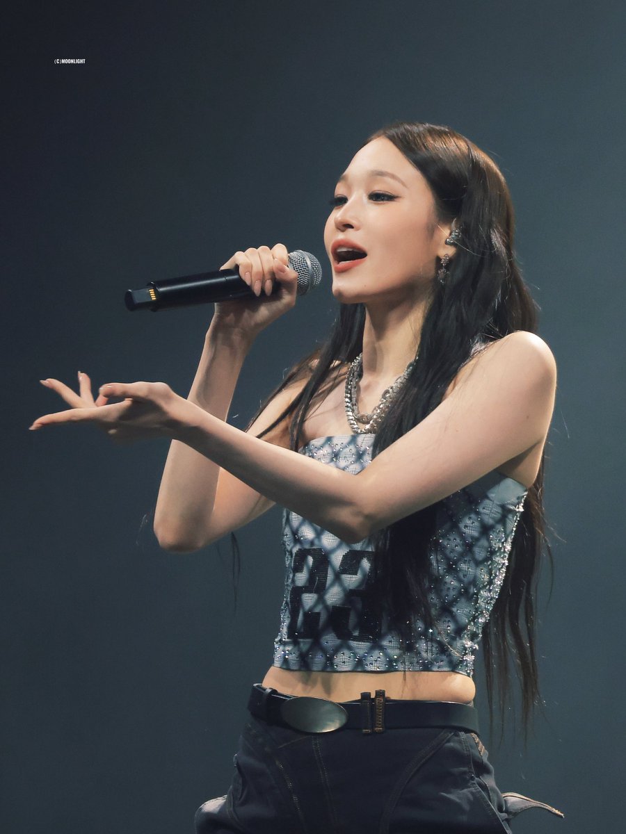 Happy birthday moon.I will always be with you!

#ANNIE #애니 
#ALLDAYPROJECT #ADP #올데이프로젝트