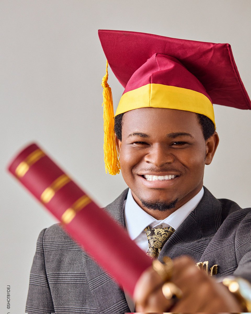 BGS Department of Metallurgical and Materials Engineering
BGS Faculty of Engineering
CGPA 4.9/5

Yes, I did all that!! Greatful to God for bringing me this far 🙏.