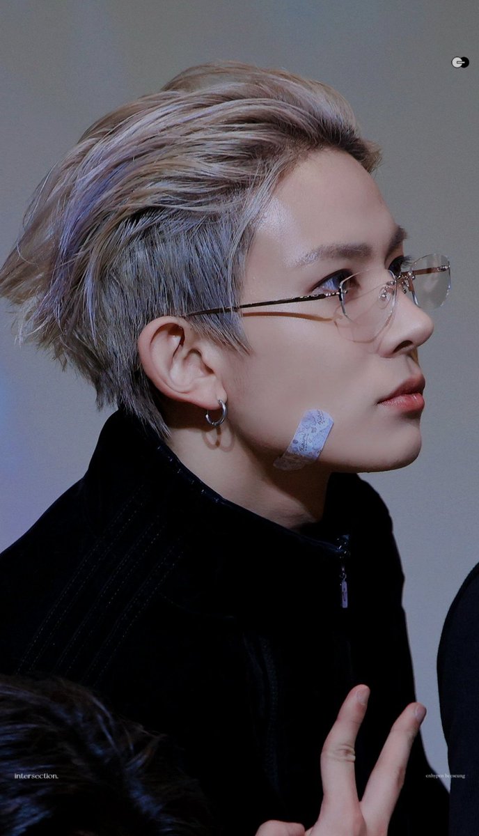 evnlee_'s tweet image. HELLOOOOO?!?!?!?!? #HEESEUNG #Sylus