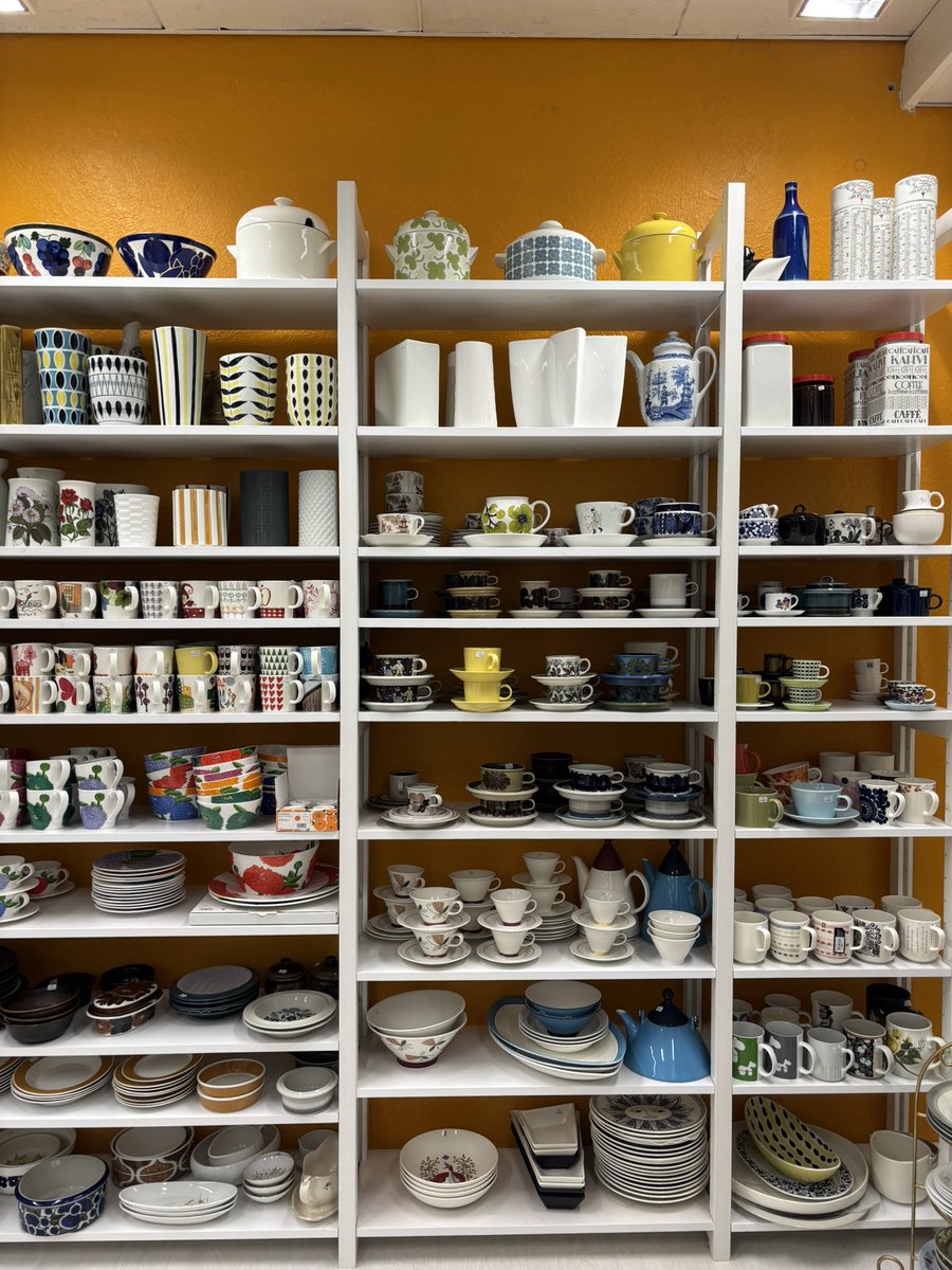 planetstroller's tweet image. 죽어서 천국에 왔나봐…😇