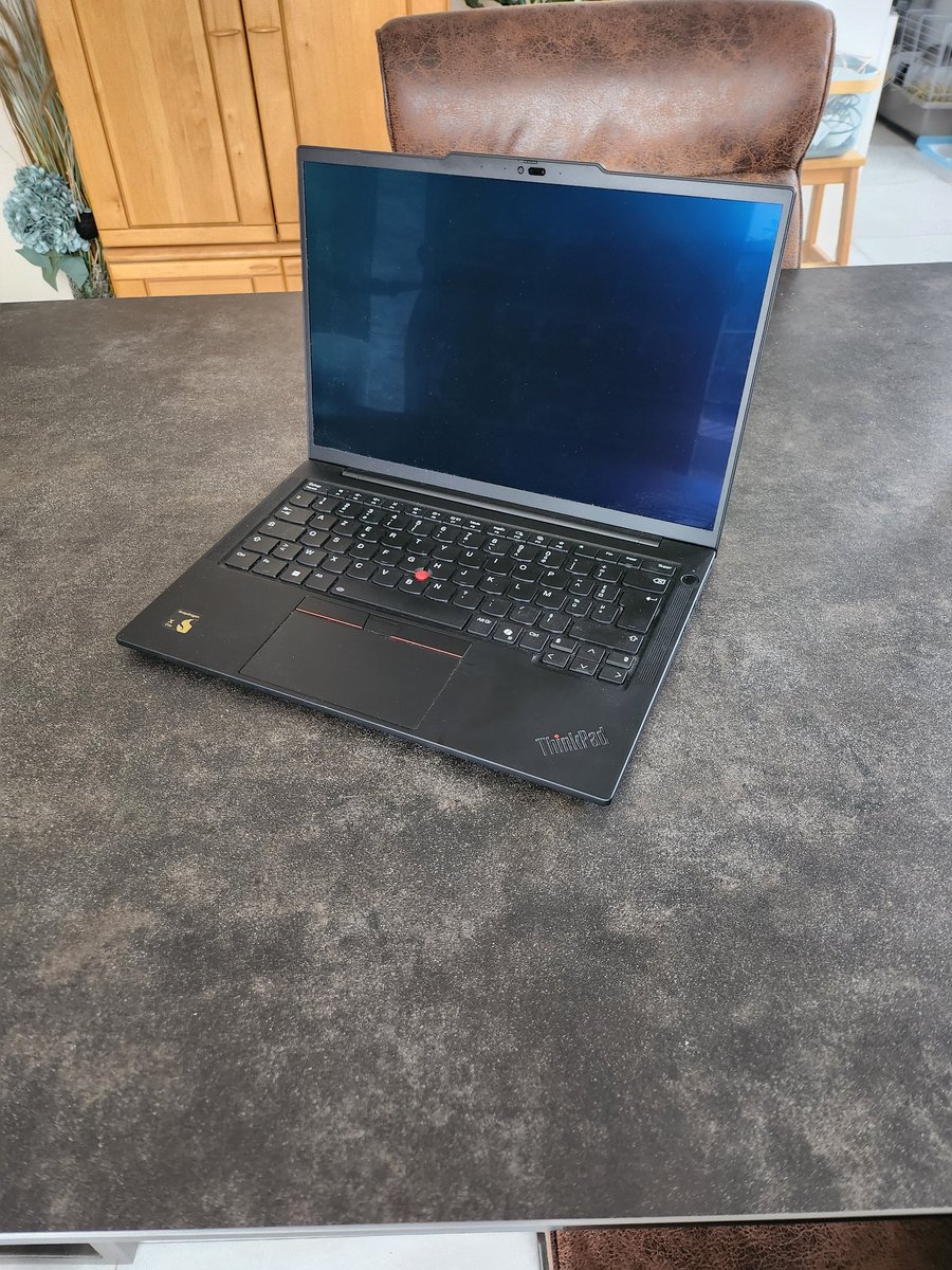 roge_jules's tweet photo. A nostalgic #ThinkPadThursday
Today, I use a ThinkPad T14s and a ThinkCentre M75q Gen5, and I love using them.
But before all that, I discovered Lenovo with this tablet, the Tab A8, and 12 years later, it still works.
#LenovoIN #ThinkOn @Lenovo @lenovofr https://t.co/QVgDT61w8T
