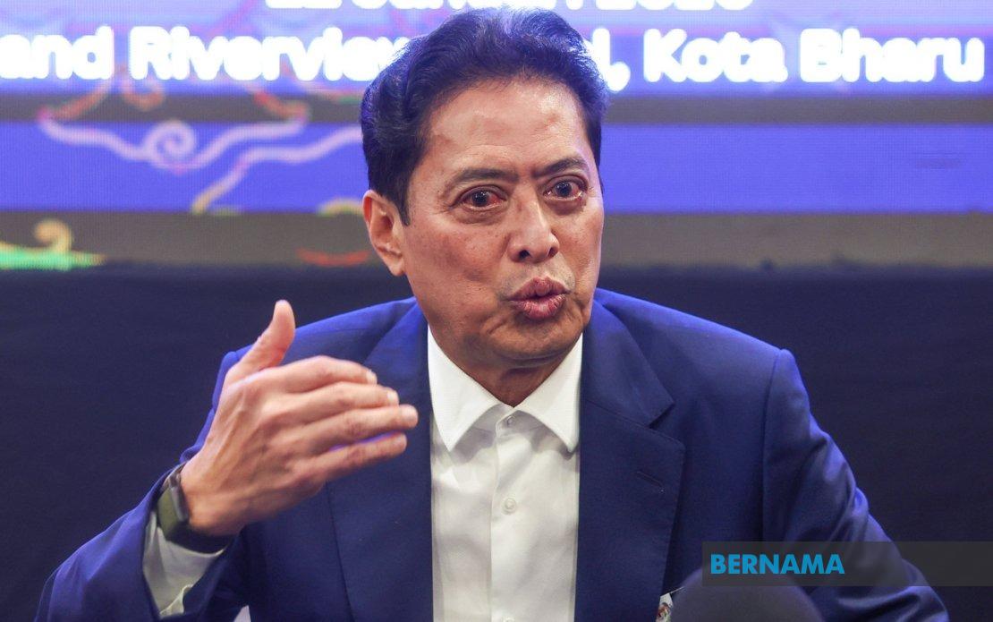 bernamadotcom's tweet photo. SPRM tahan enam pemilik syarikat, beku akaun RM7.2 juta kes e-sisa - Azam Baki 

https://t.co/7SAIzTesqW 

#BernamaNews 
@SPRMMalaysia https://t.co/02ridNjHSc
